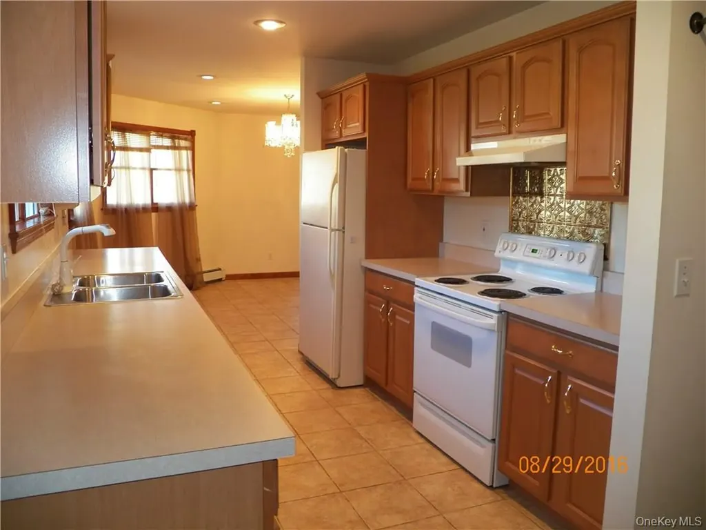 35 Acampora Drive Wallkill NY 12589