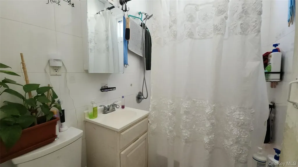 5434 83rd Street Elmhurst NY 11373
