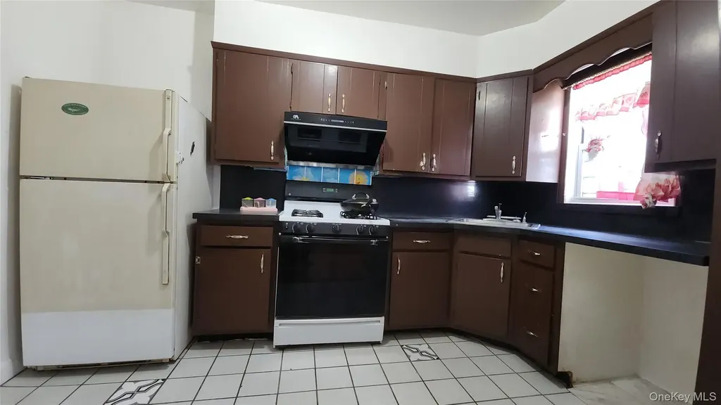 5434 83rd Street Elmhurst NY 11373