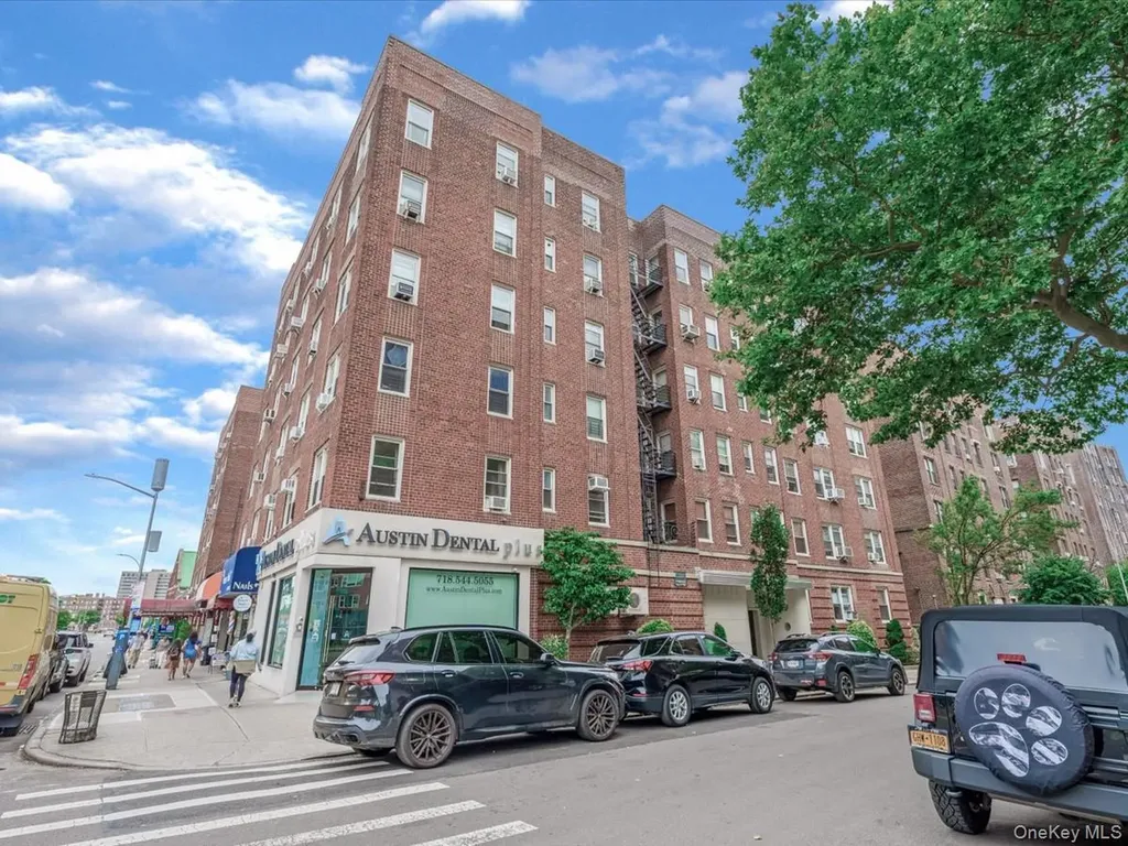 11034 73rd Road Forest Hills NY 11375