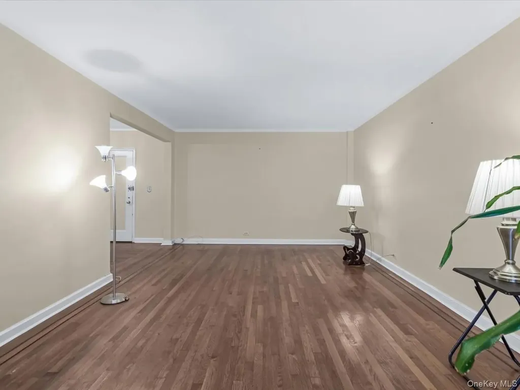 11034 73rd Road Forest Hills NY 11375