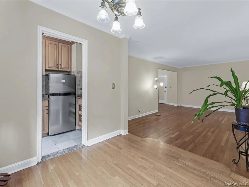 11034 73rd Road Forest Hills NY 11375