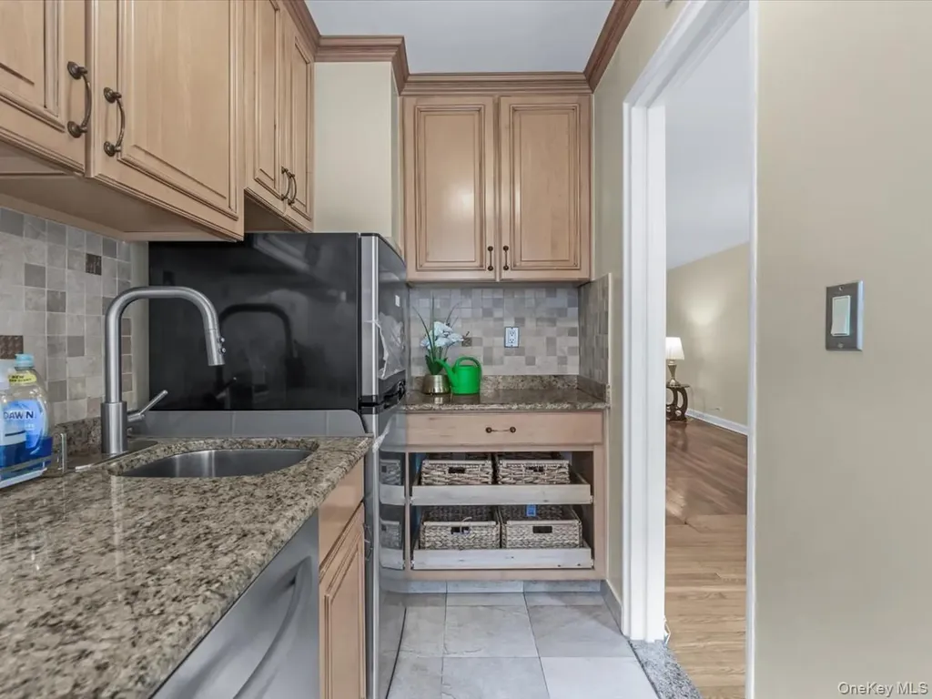 11034 73rd Road Forest Hills NY 11375