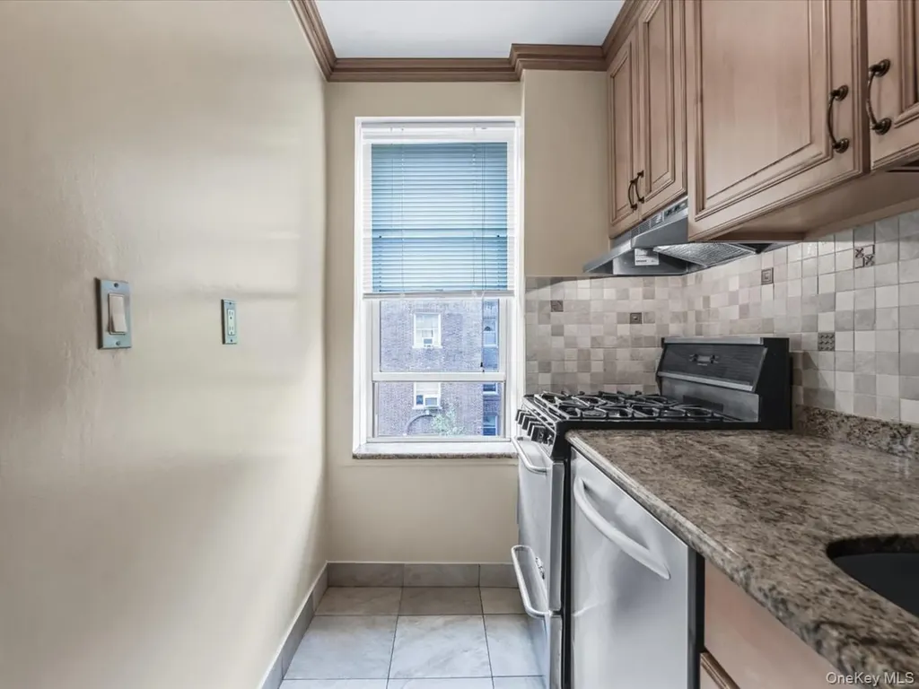 11034 73rd Road Forest Hills NY 11375