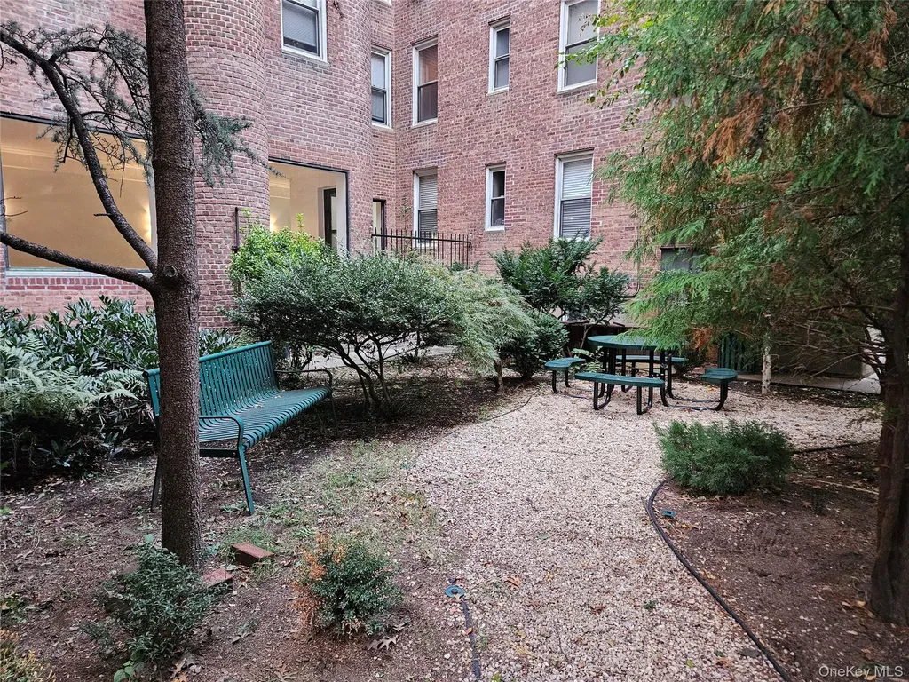 11034 73rd Road Forest Hills NY 11375