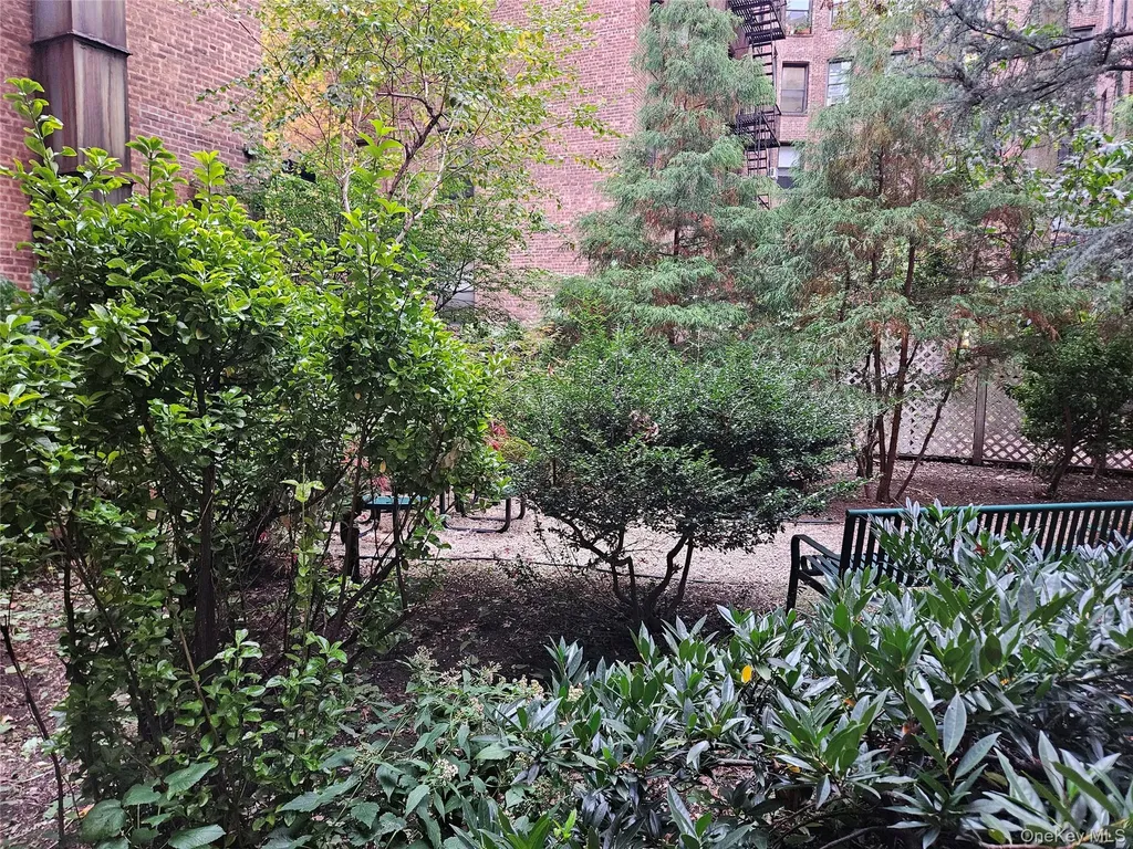 11034 73rd Road Forest Hills NY 11375
