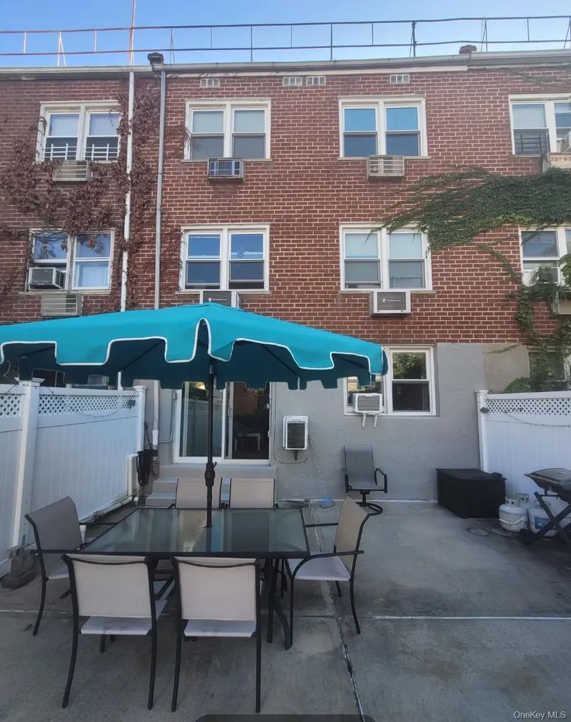 259 Kearney Avenue Bronx NY 10465