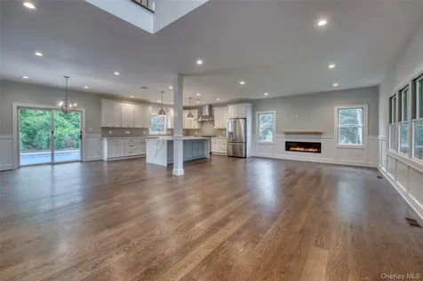 435 Maple Lane Greenport NY 11944