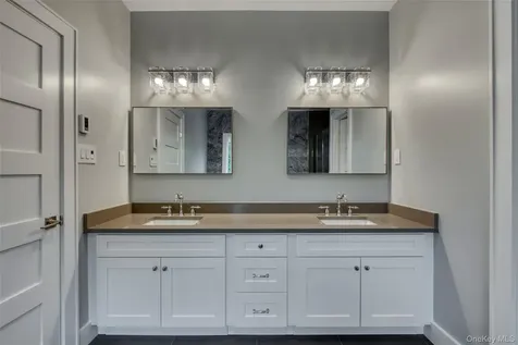 435 Maple Lane Greenport NY 11944