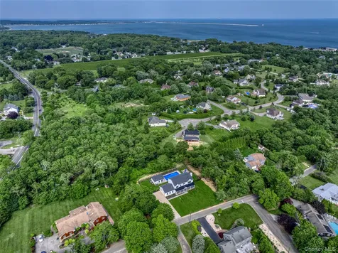 435 Maple Lane Greenport NY 11944