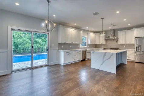 435 Maple Lane Greenport NY 11944