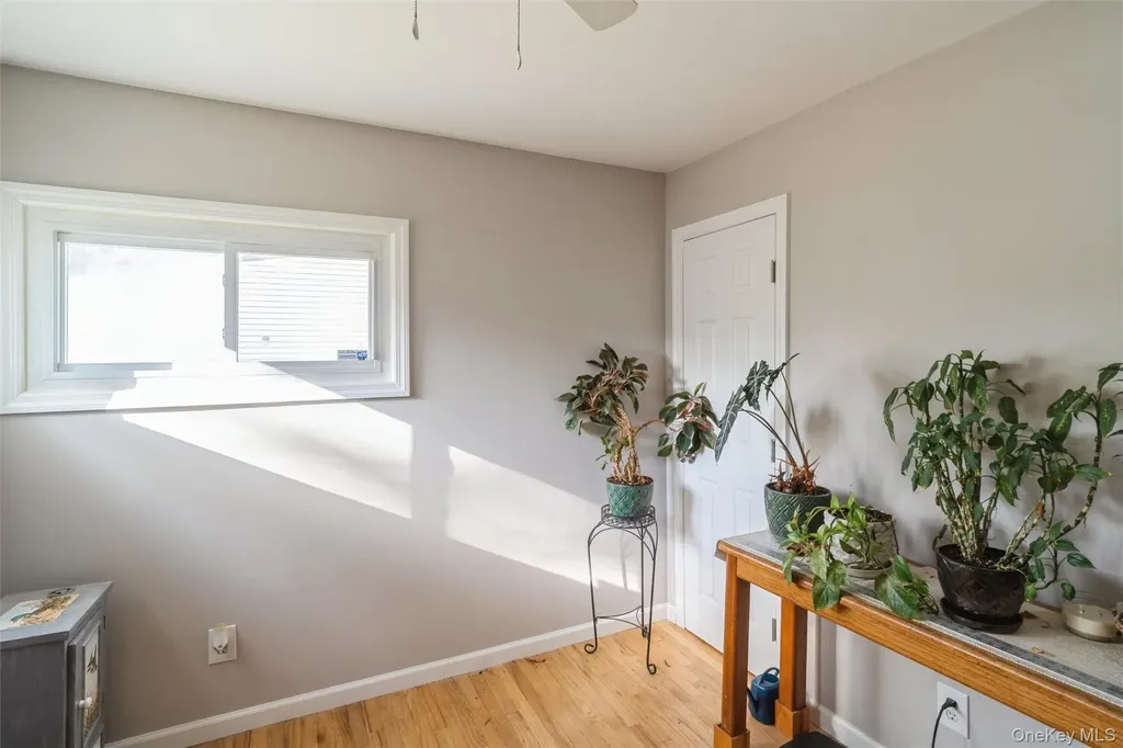 86 Ackerly Lane Ronkonkoma NY 11779