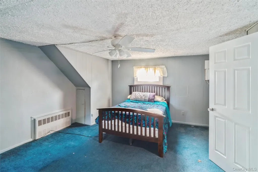 86 Ackerly Lane Ronkonkoma NY 11779
