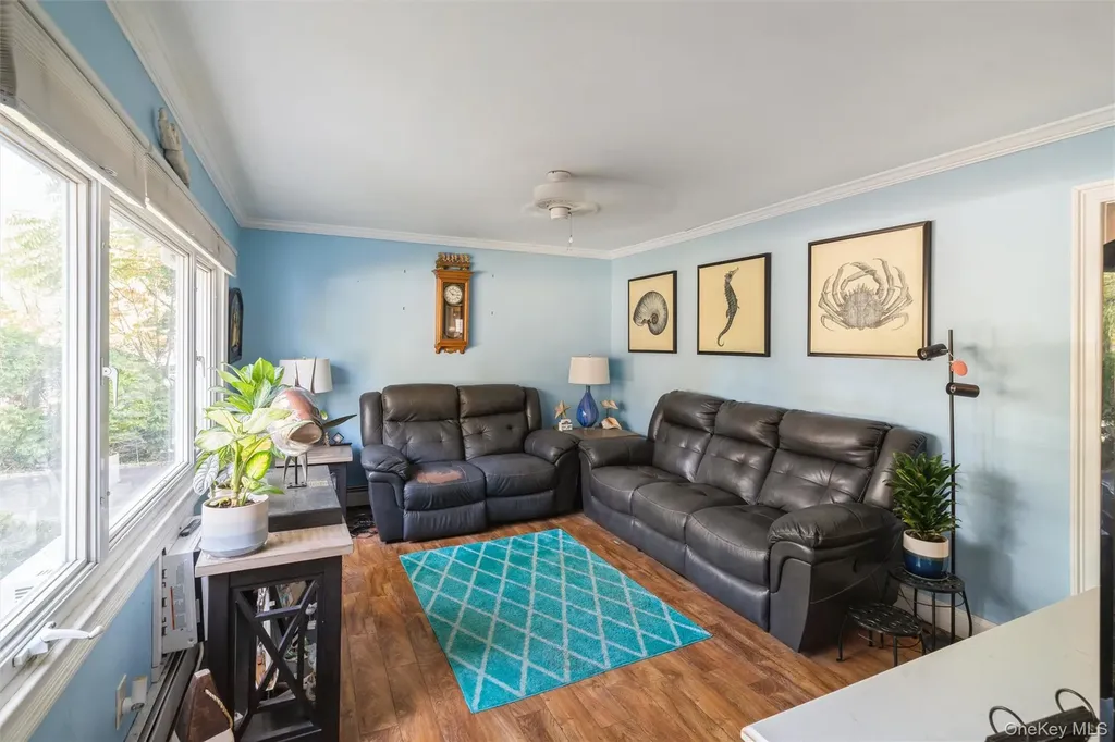 86 Ackerly Lane Ronkonkoma NY 11779