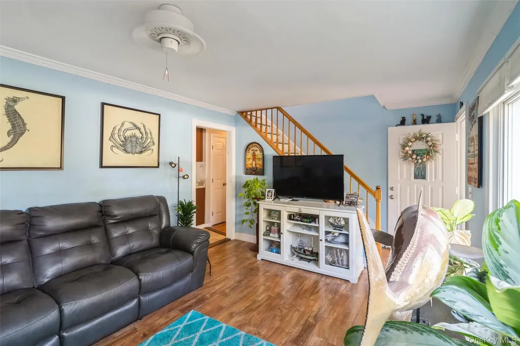 86 Ackerly Lane Ronkonkoma NY 11779