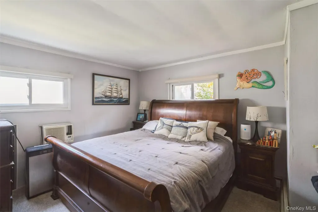 86 Ackerly Lane Ronkonkoma NY 11779