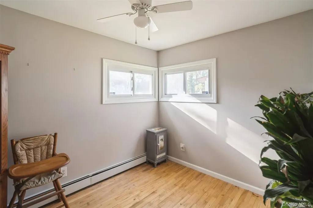 86 Ackerly Lane Ronkonkoma NY 11779