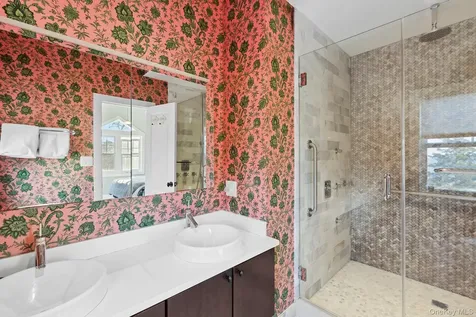 160 Sound Drive Greenport NY 11944