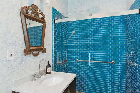 160 Sound Drive Greenport NY 11944