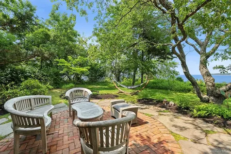 160 Sound Drive Greenport NY 11944