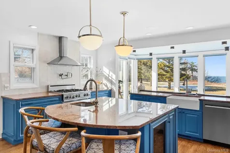 160 Sound Drive Greenport NY 11944