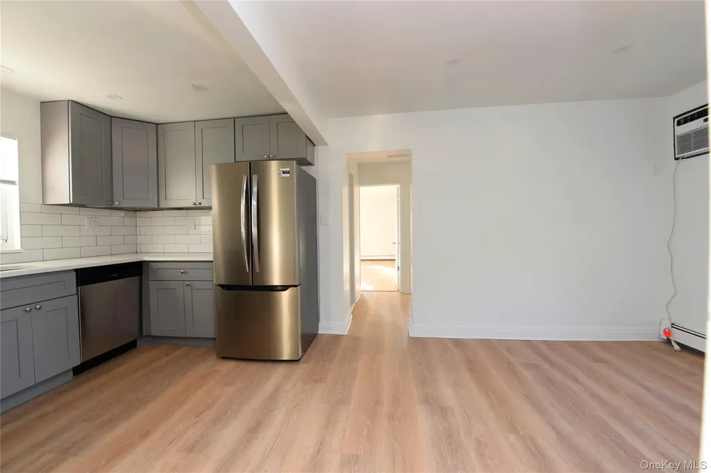 489 Eureka Avenue Elmont NY 11003
