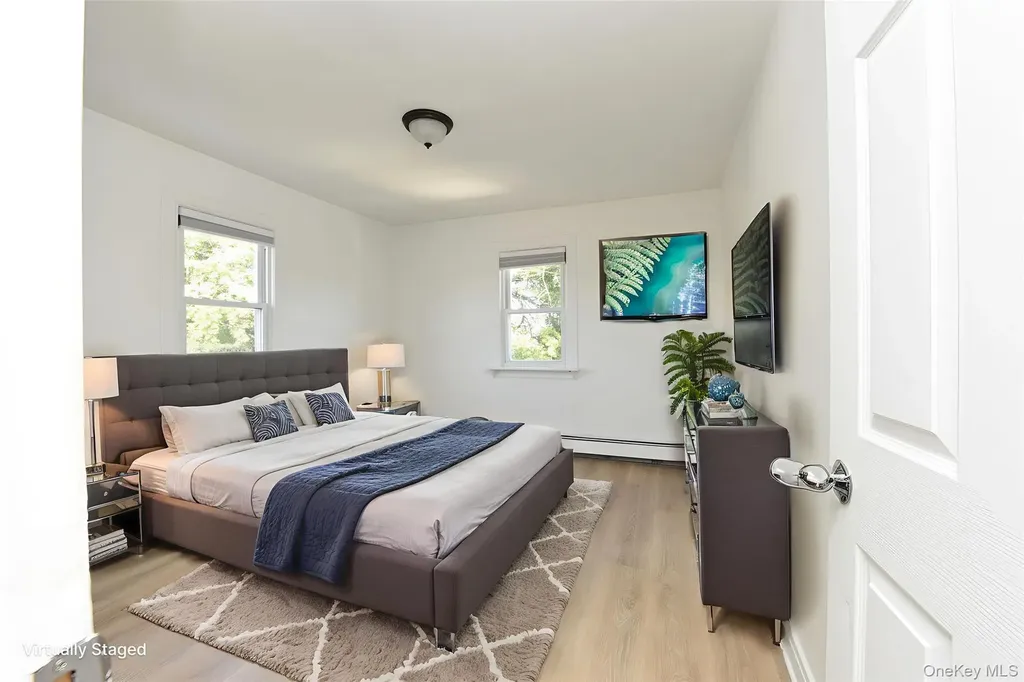 489 Eureka Avenue Elmont NY 11003