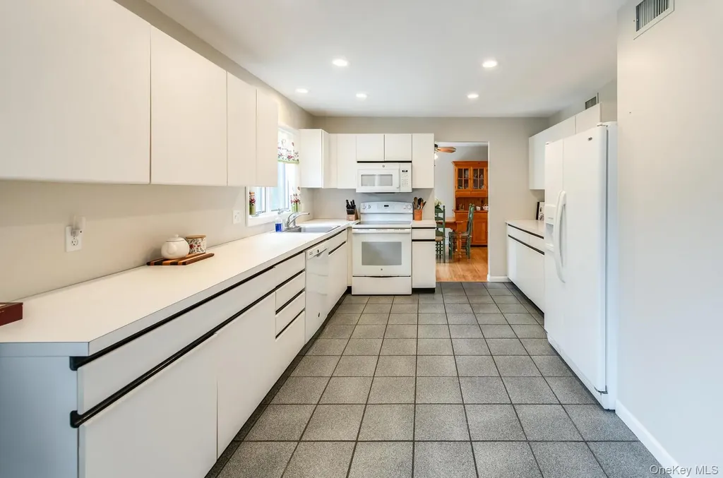 3 Lisa Court Patterson NY 12563