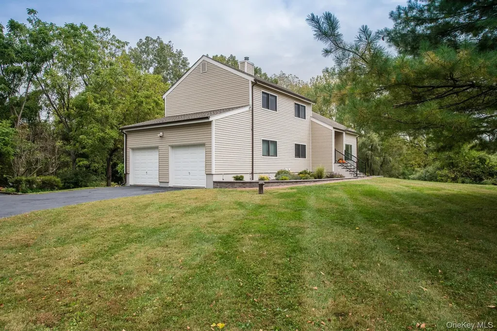 3 Lisa Court Patterson NY 12563