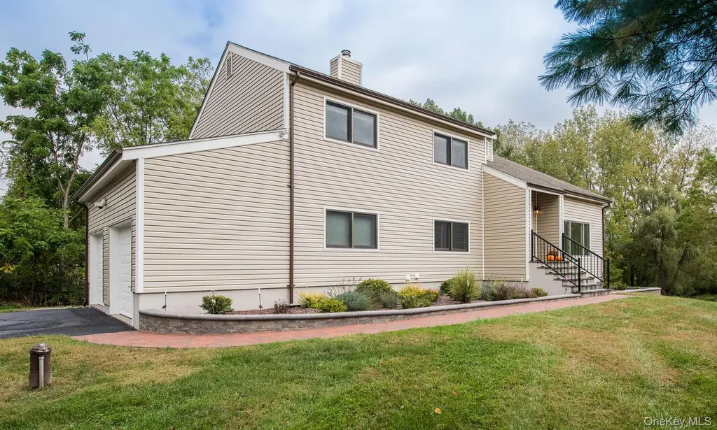 3 Lisa Court Patterson NY 12563