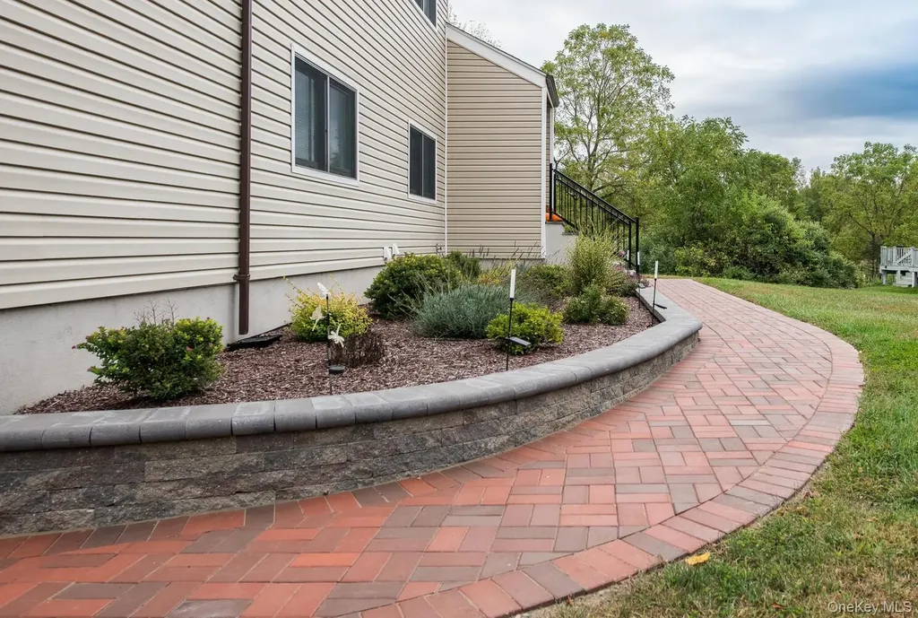 3 Lisa Court Patterson NY 12563