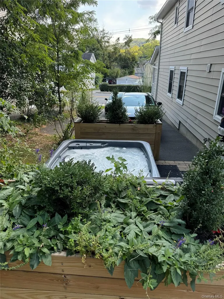282 High Avenue Nyack NY 10960