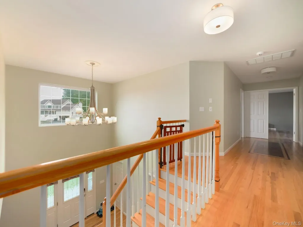 74 Red Maple Way New Windsor NY 12553
