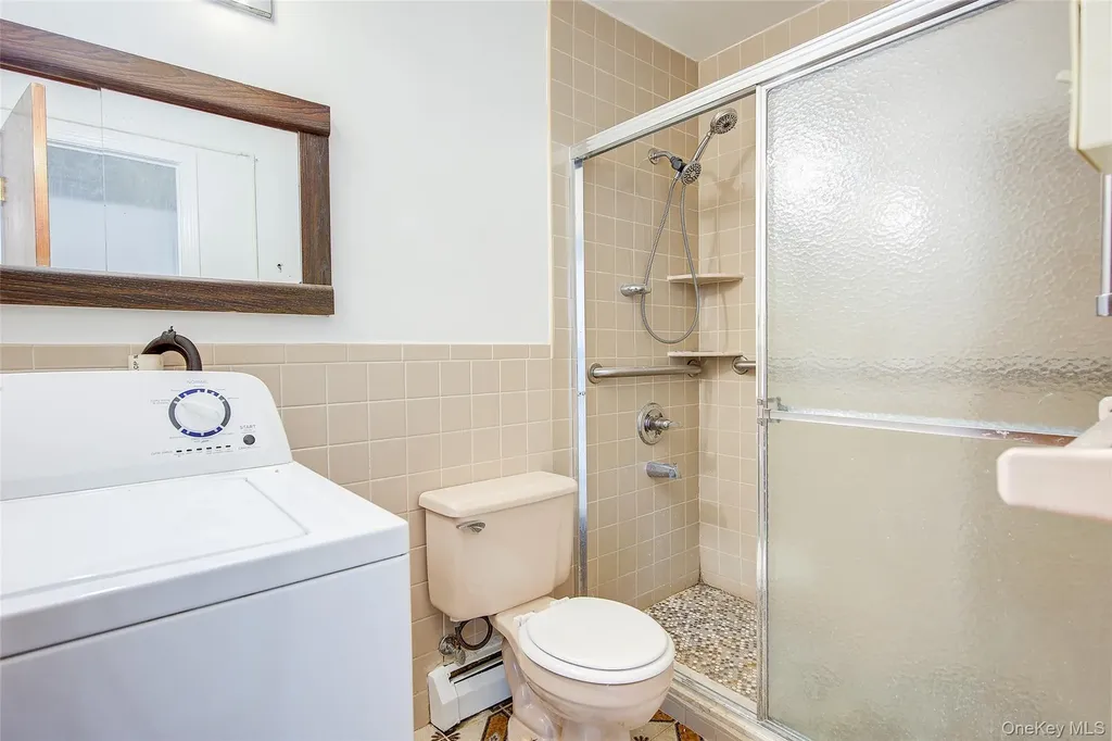 16216 65th Avenue Fresh Meadows NY 11365