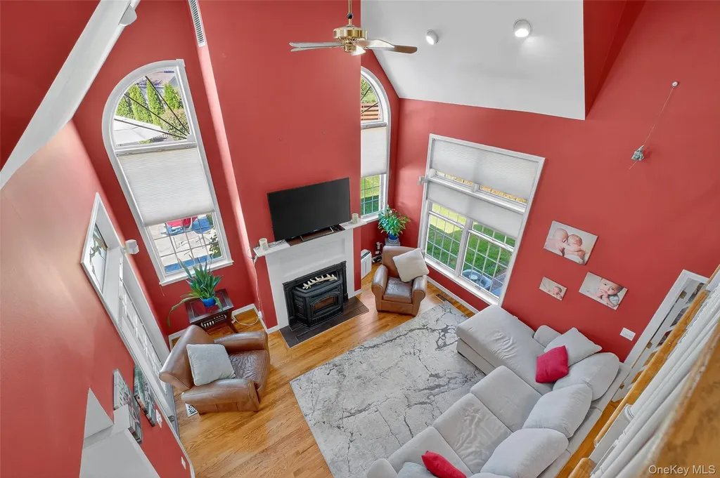 8 Cale Road Amawalk NY 10501