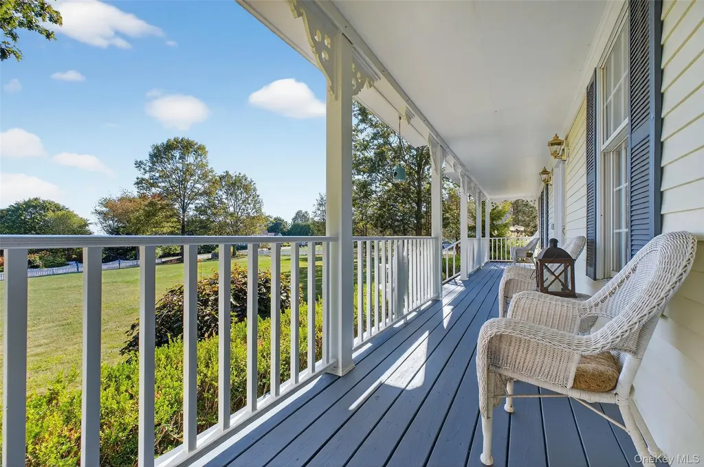 8 Cale Road Amawalk NY 10501