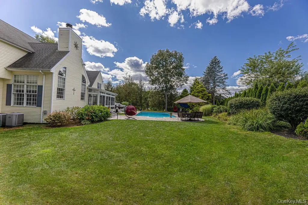 8 Cale Road Amawalk NY 10501