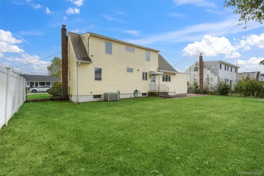 562 Alwick Avenue West Islip NY 11795