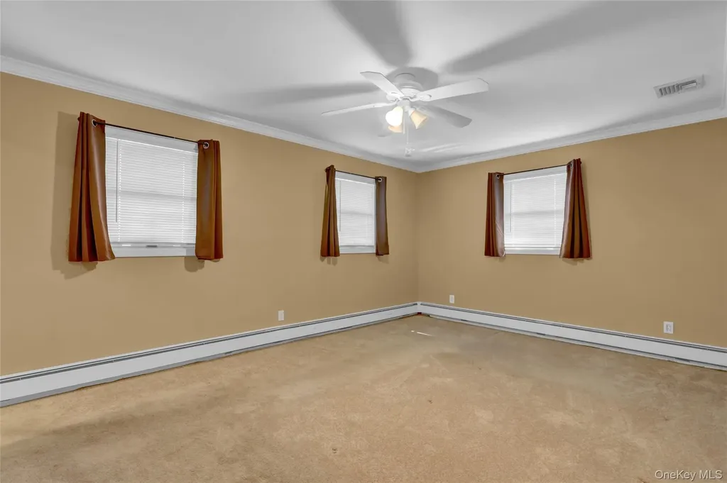 75 Unqua Road Massapequa NY 11758