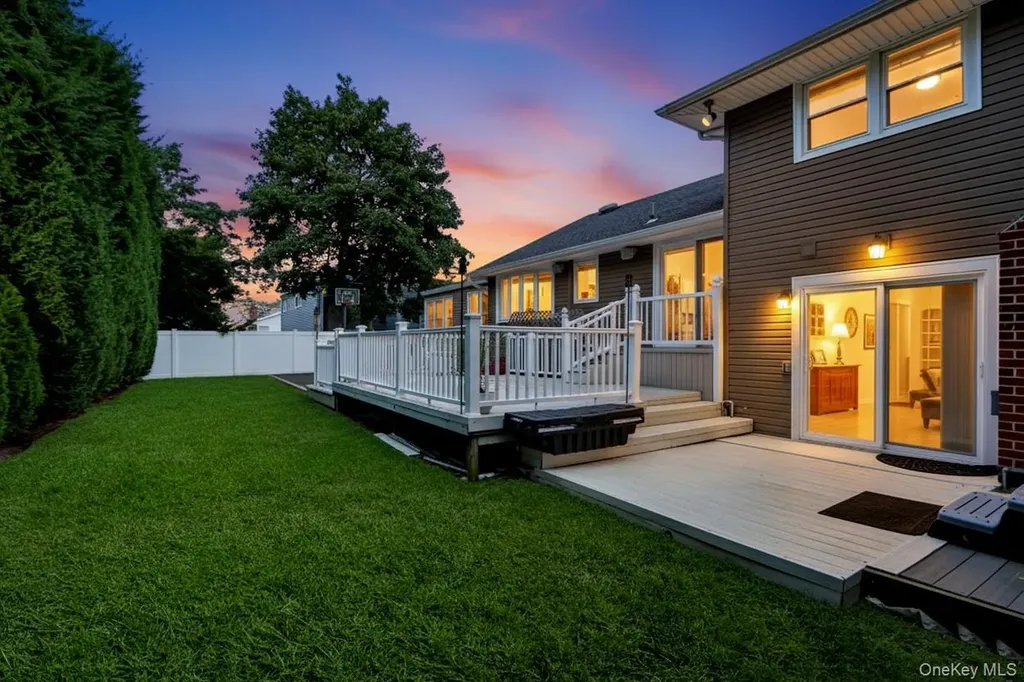 75 Unqua Road Massapequa NY 11758