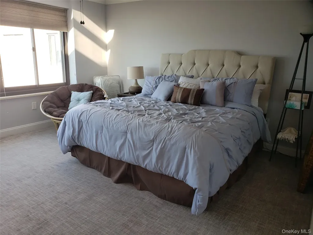 100 W Broadway Long Beach NY 11561