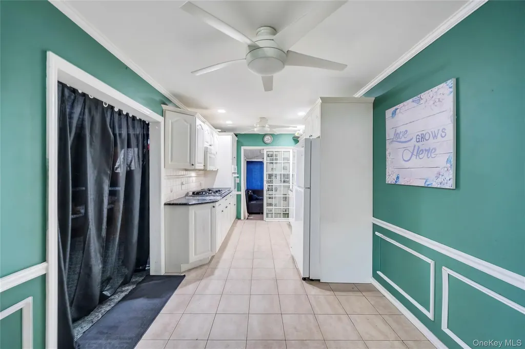 22 Herman Avenue North Babylon NY 11703