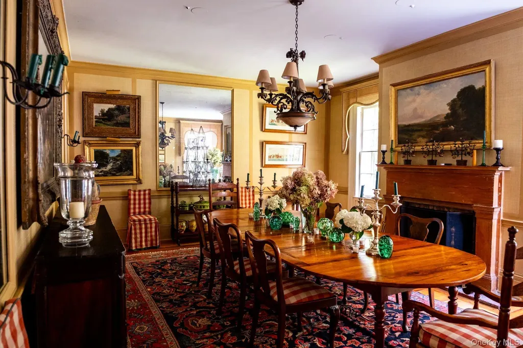 406 Shunpike Millbrook NY 12545