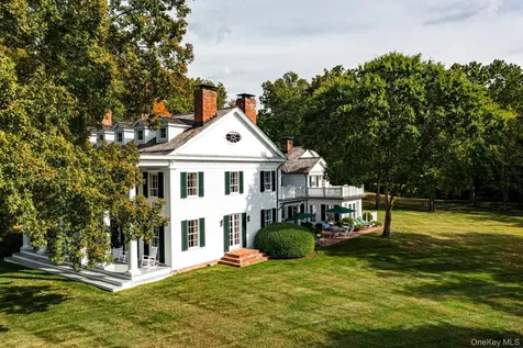 406 Shunpike Millbrook NY 12545
