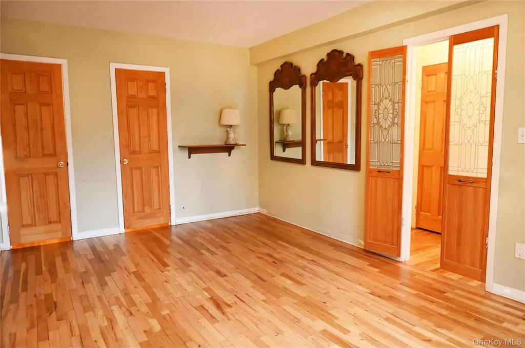 2 Fowler Avenue Lynbrook NY 11563