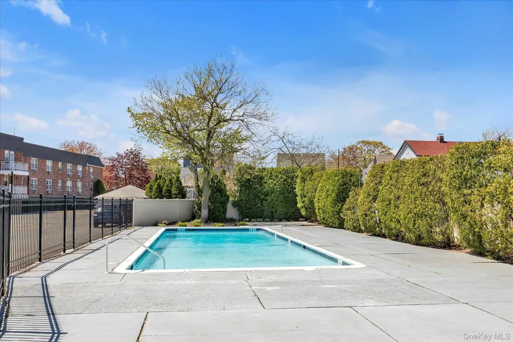2 Fowler Avenue Lynbrook NY 11563