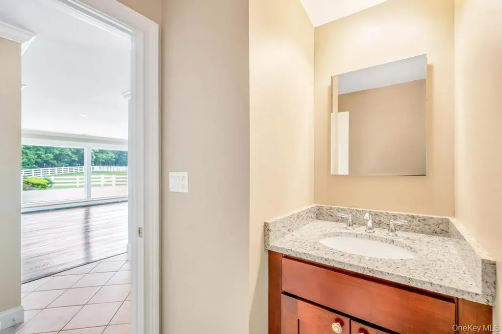 109 Oakside Drive Smithtown NY 11787