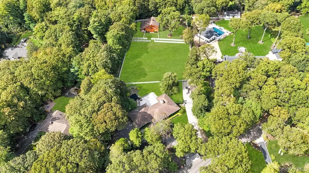 109 Oakside Drive Smithtown NY 11787