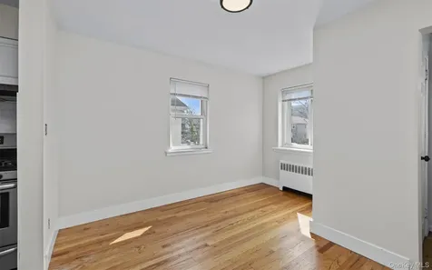 517 E Broadway Long Beach NY 11561