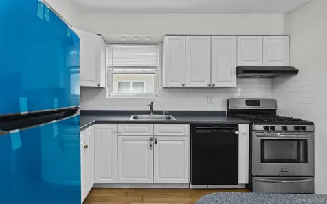 517 E Broadway Long Beach NY 11561